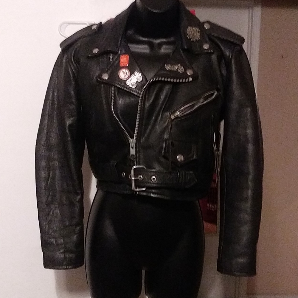 Vintage genuine leather biker jacket from the 90s!